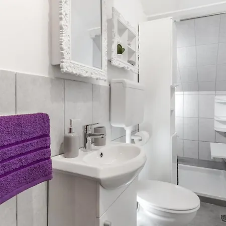 Heavenly Corner * Split