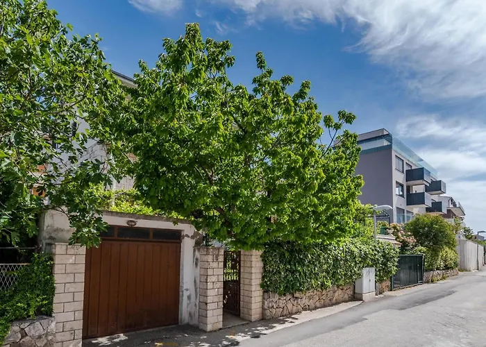 아파트 Heavenly Corner